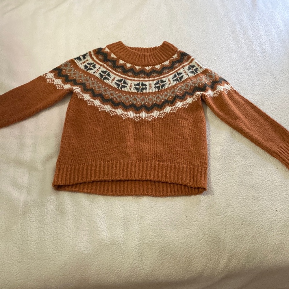 Maroon, White, Gray, XS women’s crocheted turtleneck.